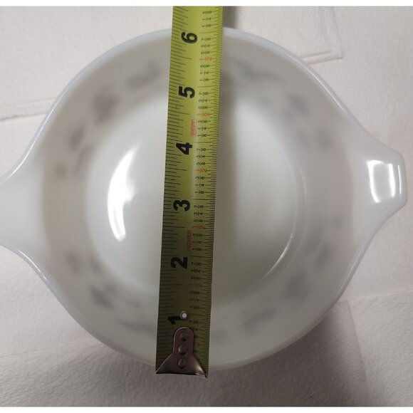 Vintage Pyrex 1 1/2 Quart Mixing Bowl With Brown Colonial Pattern - Picture 7 of 9